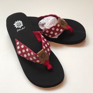 New Yellow Box Flip Floos size 9